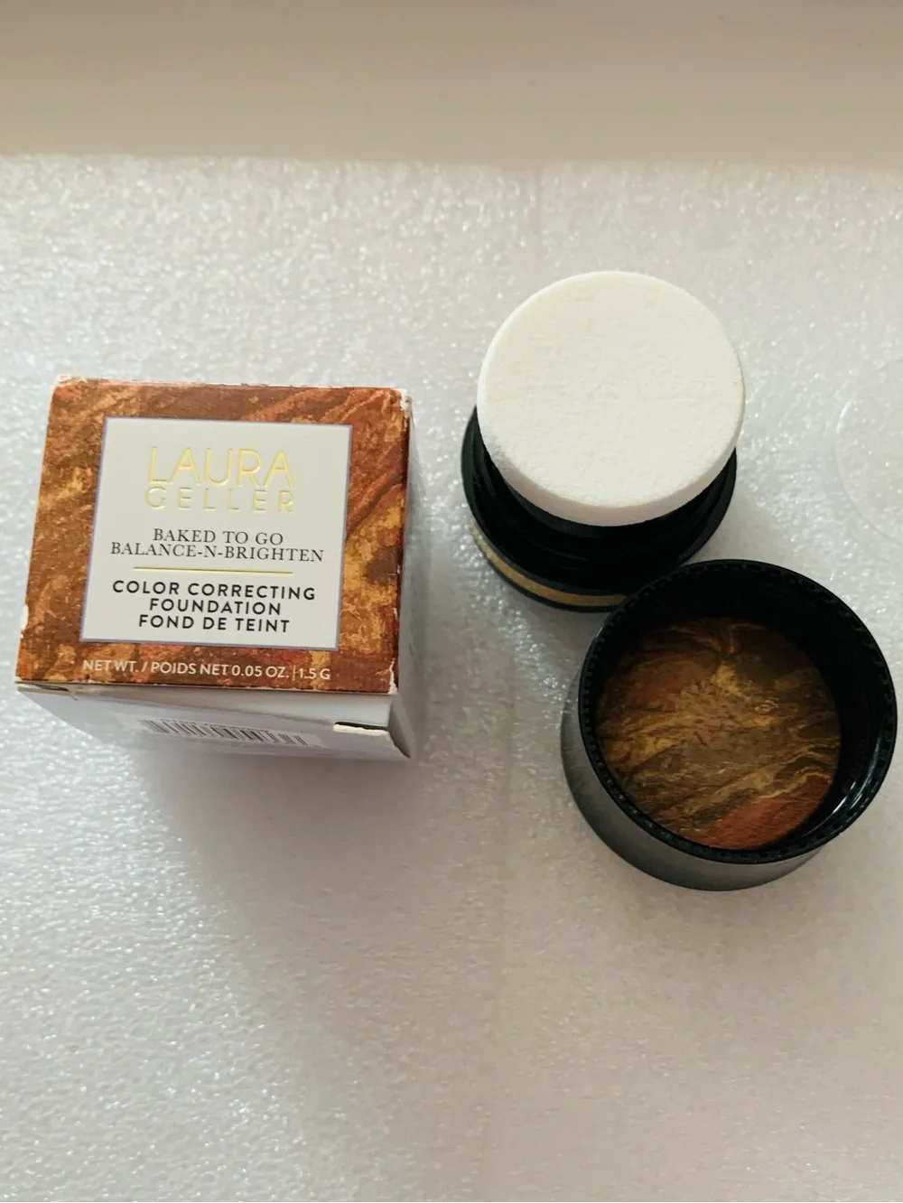 Laura Geller Multitone Baked Color Correcting Foundation — Bronze & Gold Swirl